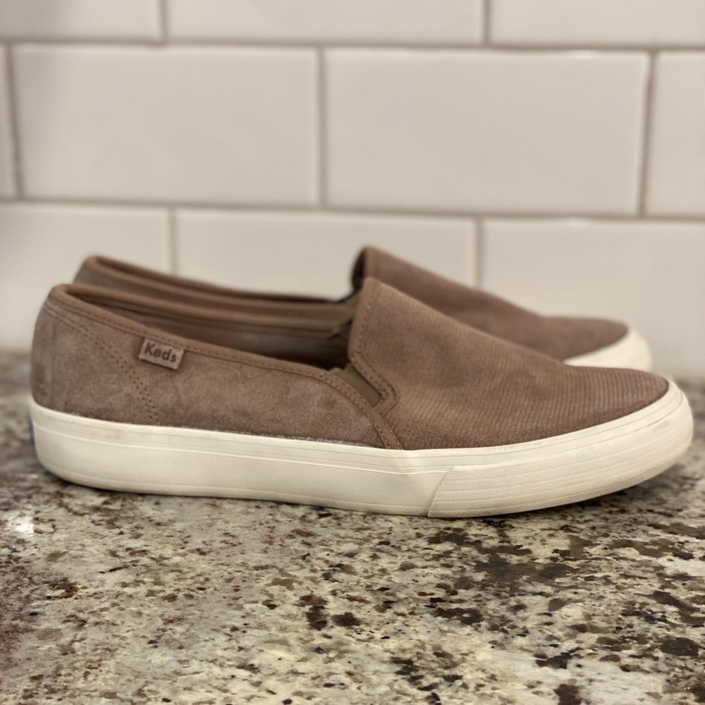 Keds suede look taupe slip-on sneaker 7.5